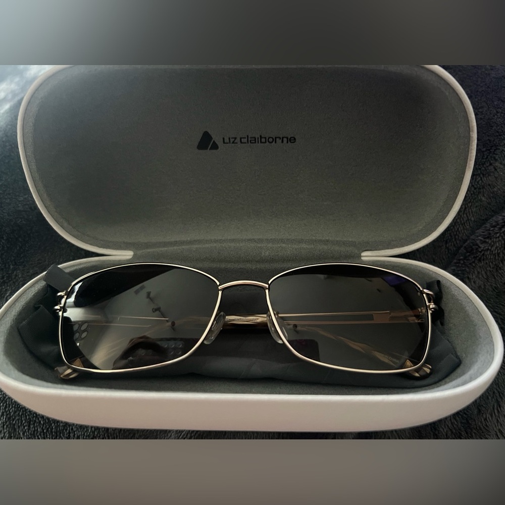 Liz Claiborne Gold Frame  Sunglasses